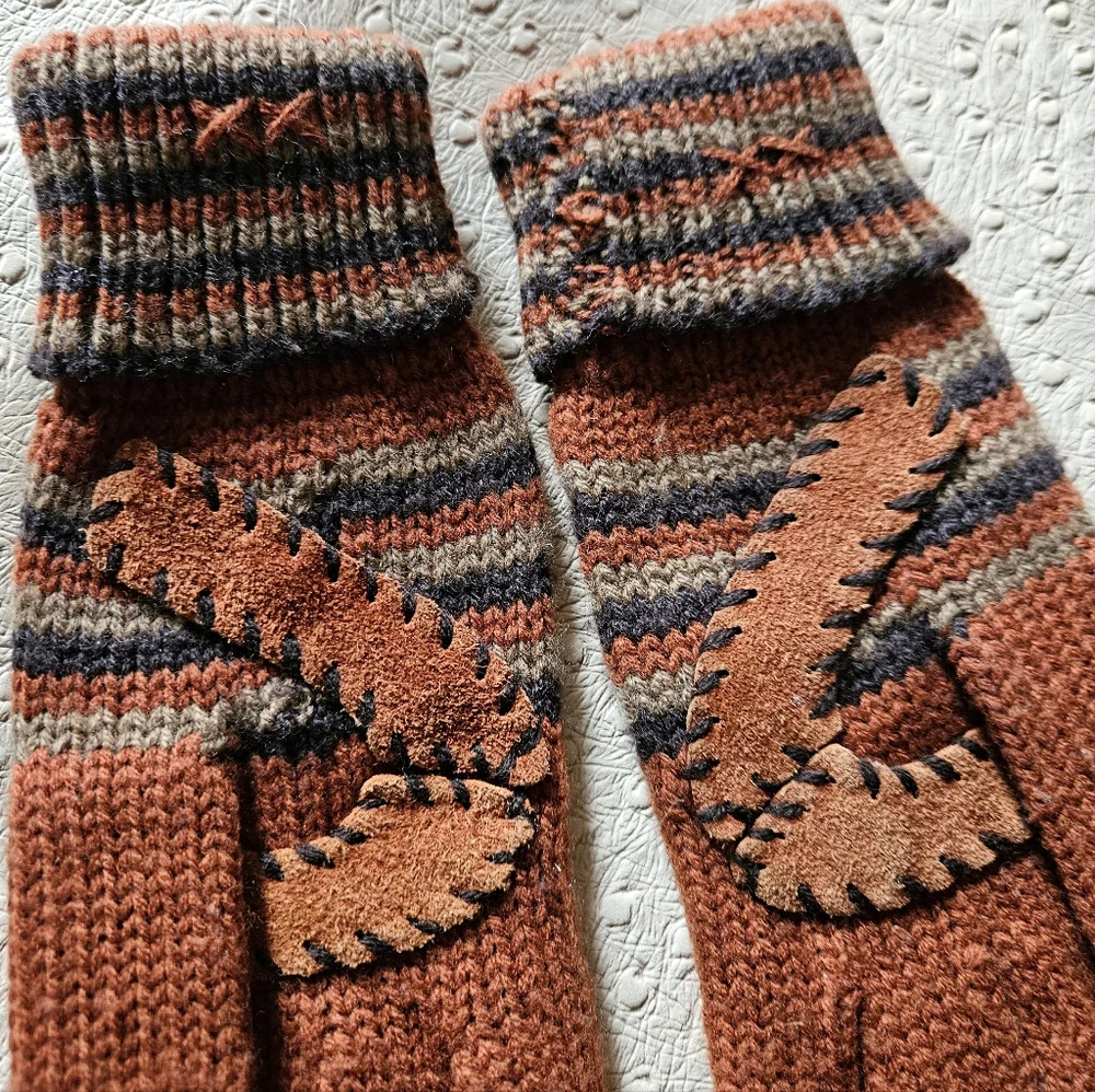 Vintage NOS Van Raalte Brown Acrylic And Leather Suede Gloves - Picture 5 of 7